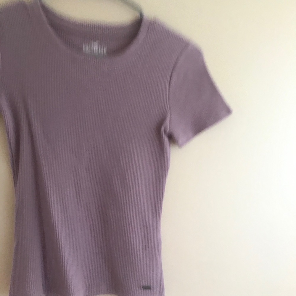 Lavender Hollister T-shirt